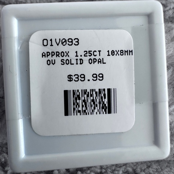 Solid Oval Opal loose stone 1.25ct - 10x8mm - Picture 4 of 6